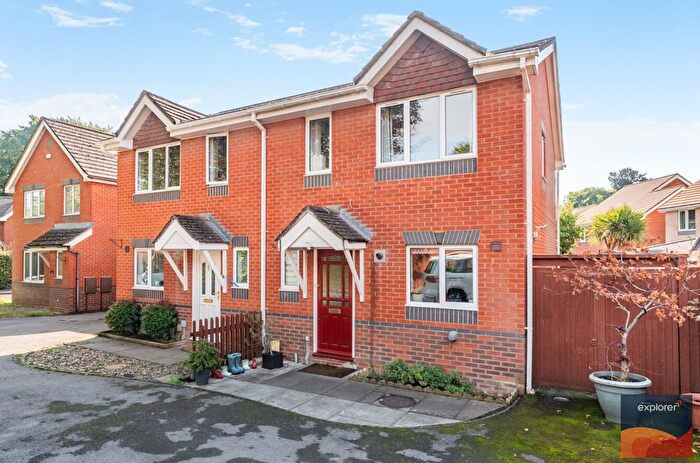 3 Bedroom Semi-Detached House For Sale In Florence Way, Rooksdown, RG24