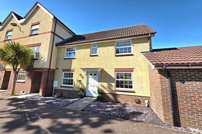 3 Bedroom End Of Terrace House For Sale In Clay Pits, Braintree, CM7