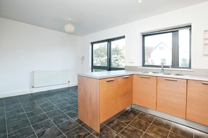 4 Bedroom Property To Rent In Chapter Walk, Redland, Bristol, BS6