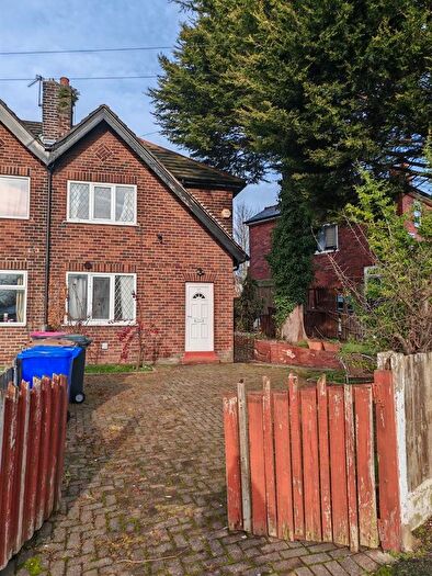 2 Bedroom Semi Detached House To Rent In Dorchester Road, Swinton, Manchester, M27