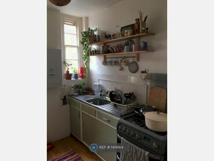 1 Bedroom Flat To Rent In Camberwell Green, London, SE5