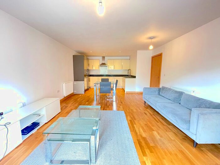 2 Bedroom Flat To Rent In William Mundy Way, Dartford, DA1