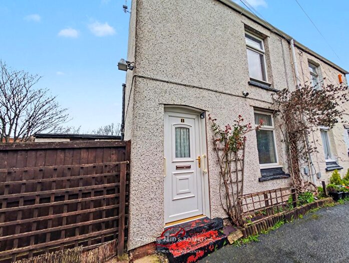 2 Bedroom Cottage For Sale In Church Walks, Prestatyn, LL19