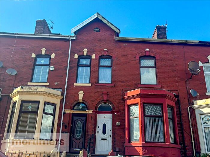 3 Bedroom Terraced House For Sale In Irving Place, Blackburn, Lancashire, BB2