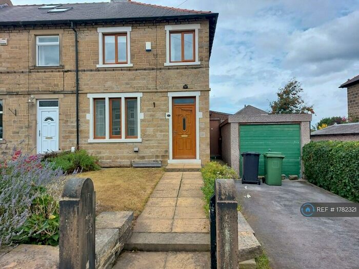 3 Bedroom End Of Terrace House To Rent In West Avenue, Honley, Holmfirth, HD9