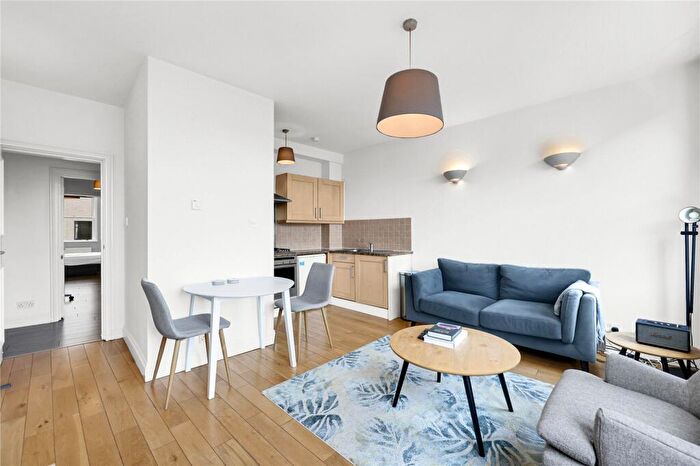 1 Bedroom Apartment To Rent In Clerkenwell Road, EC1M