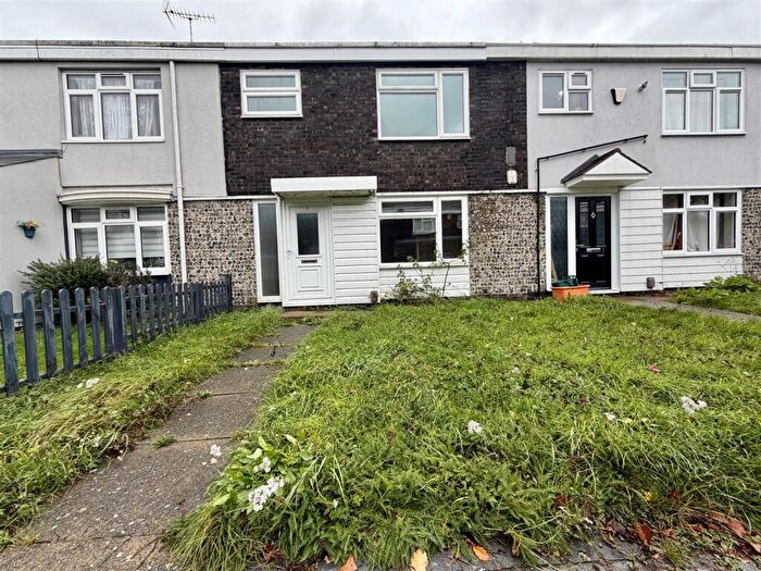 3 Bedroom Terraced House To Rent In Braybrooke, Basildon, SS14
