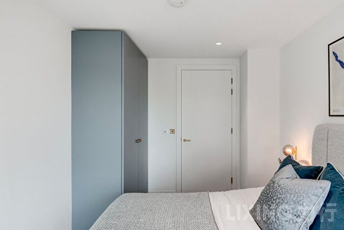 2 Bedroom Flat For Sale In Greenwich Peninsula, SE10