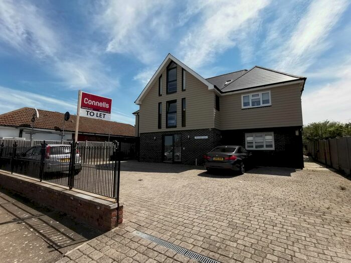 1 Bedroom Flat To Rent In Gorse Mead, Ashford, TN23