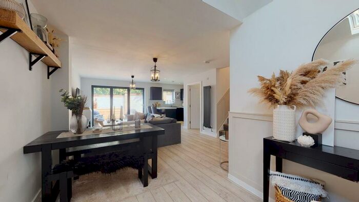 2 Bedroom House To Rent In Southwood Road, Ramsgate, CT11