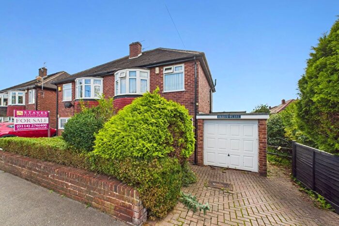 3 Bedroom Semi-Detached House For Sale In Meadow View Road, Sheffield, S8
