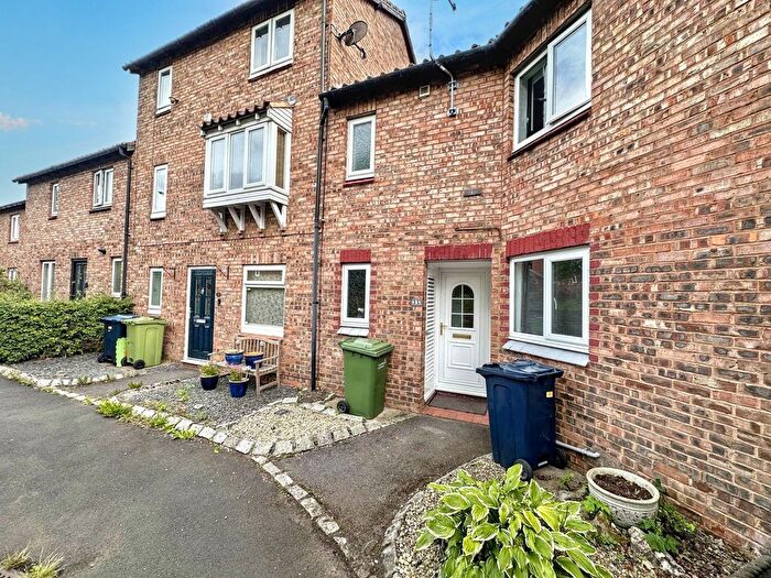 3 Bedroom Terraced House For Sale In Pendle Close, Washington, NE38