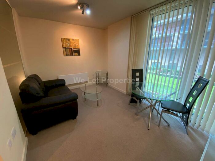 Apartment To Rent In Spectrum, Blackfriars Road, M3