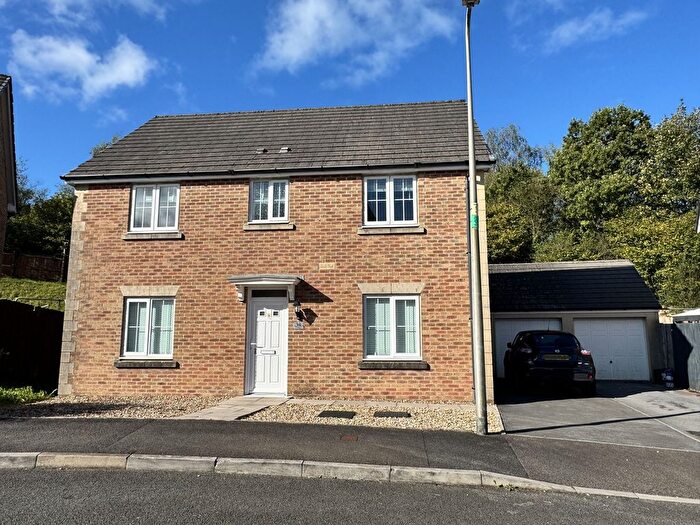 4 Bedroom Detached House For Sale In Ffordd Y Glowyr, Betws, Ammanford, Carmarthenshire., SA18