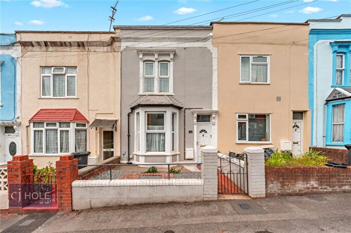 2 Bedroom Terraced House To Rent In Glen Park, Eastville, Bristol, Somerset, BS5