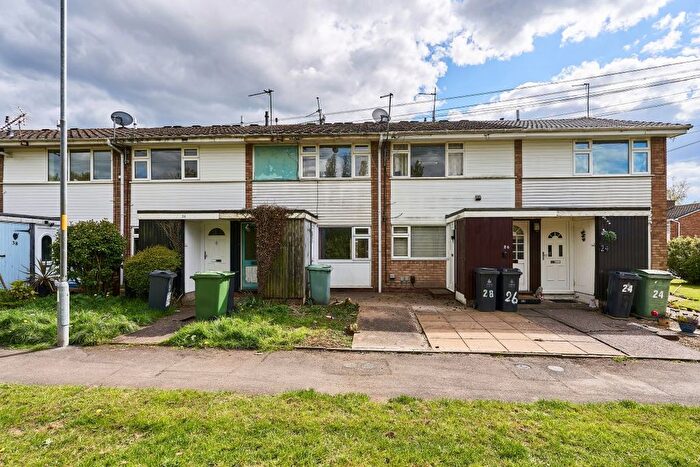 1 Bedroom Maisonette For Sale In Treetops Drive, Willenhall, WV12