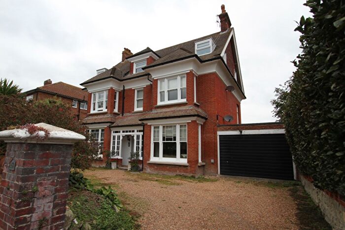 3 Bedroom Flat For Sale In Silverdale Road, Eastbourne, BN20