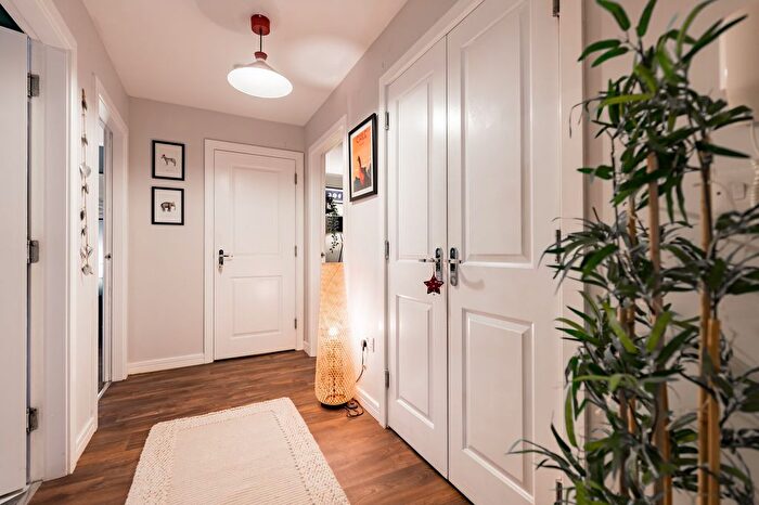 1 Bedroom Flat For Sale In Haughview Terrace, Flat /, New Gorbals, Glasgow, G5