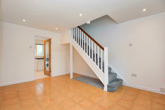 2 Bedroom End Of Terrace House To Rent In Didcot, Oxfordshire, OX11