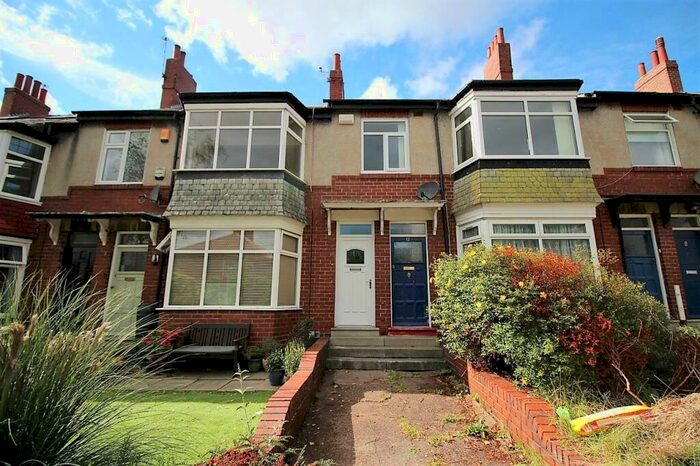 3 Bedroom Flat To Rent In Valley View, Jesmond, Newcastle Upon Tyne, NE2