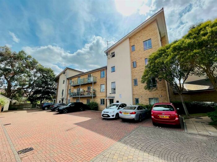 2 Bedroom Apartment To Rent In Wicks Place, Chelmsford, CM1