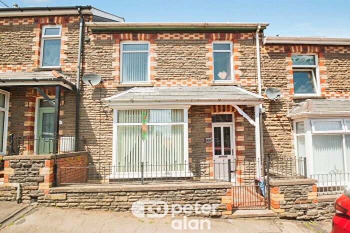 3 Bedroom Terraced House For Sale In Wainfelin Avenue, Pontypool, NP4
