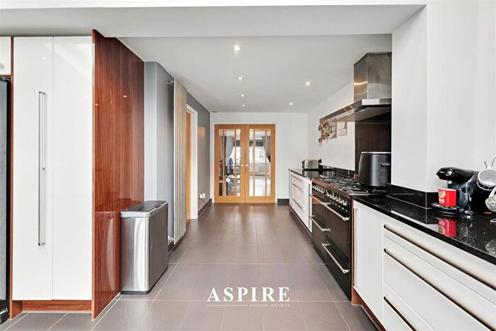 4 Bedroom Detached House For Sale In Video Presentation Inside - Tudor Avenue, Stanford-Le-Hope, SS17