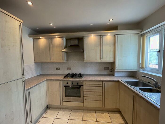 2 Bedroom Apartment To Rent In Langdale Court, Barnsley, S71