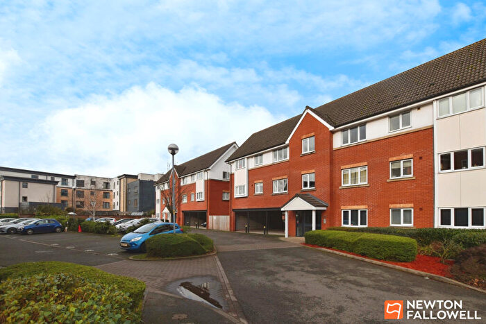 2 Bedroom Flat For Sale In Barnsdale Close, Loughborough, LE11