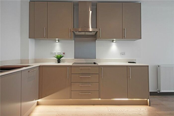 1 Bedroom Apartment To Rent In Station Square, Cambridge, CB1