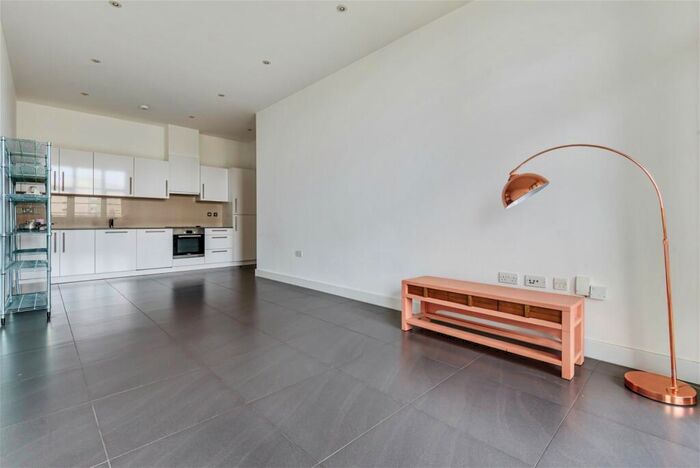 2 Bedroom Apartment To Rent In Powis Street, London, SE18