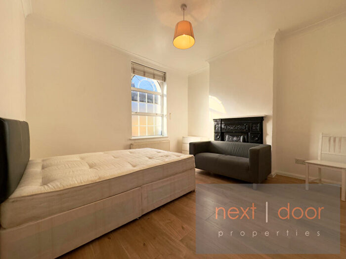 Studio To Rent In Camberwell New Road, Oval-Camberwell, SE5