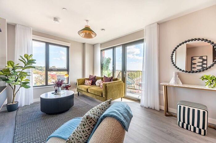 2 Bedroom Flat For Sale In Wembley Park Gardens, Wembley Park, HA9