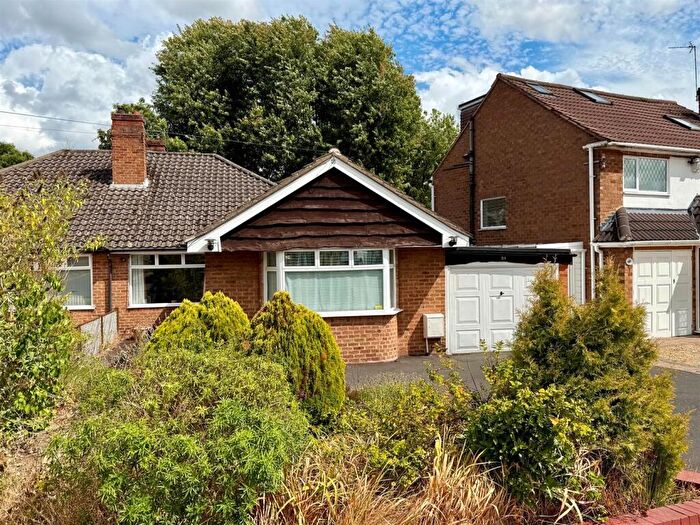 4 Bedroom Semi-Detached Bungalow For Sale In Lawnswood Avenue, Shirley, Solihull, B90