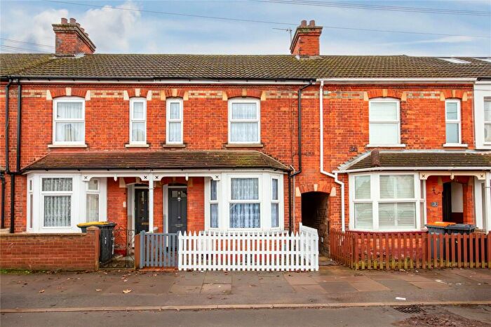 3 Bedroom Terraced House For Sale In Pearcey Road, Bedford, Bedfordshire, MK42