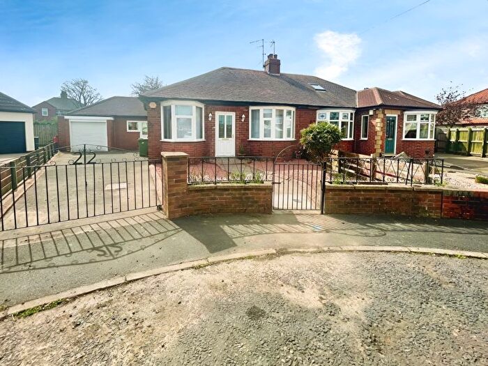 3 Bedroom Semi-Detached Bungalow To Rent In Garthfield Crescent, Westerhope, NE5