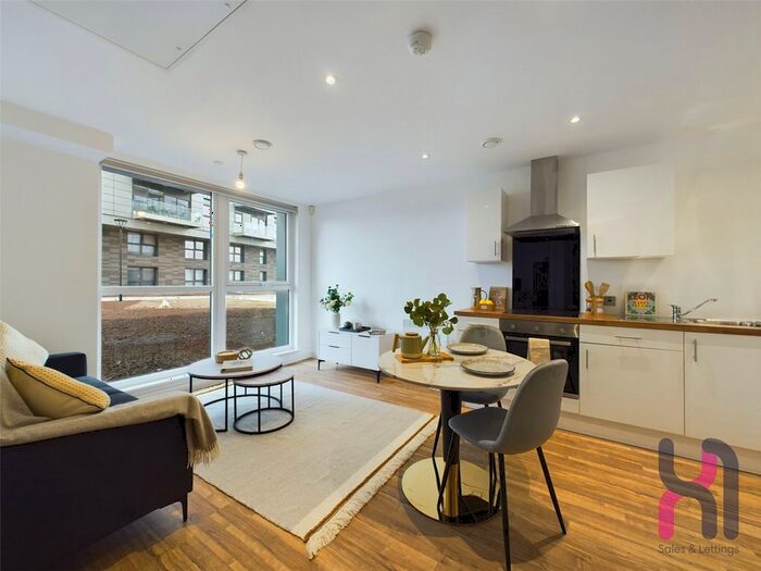 1 Bedroom Flat To Rent In Manchester Waters, Pomona Strand, Old Trafford, M16