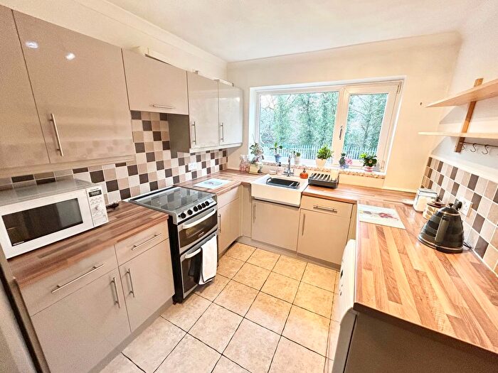 3 Bedroom Property To Rent In Staplehurst Close, Southampton, SO19