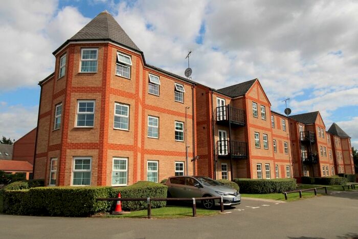 2 Bedroom Flat To Rent In Turners Gardens, Wootton, Northampton, NN4