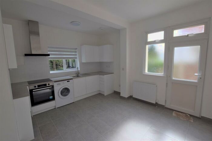 1 Bedroom Flat To Rent In Station Road, Hendon, London, NW4