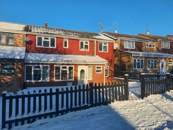 Houses to rent in Julius Gardens, LU3, Luton