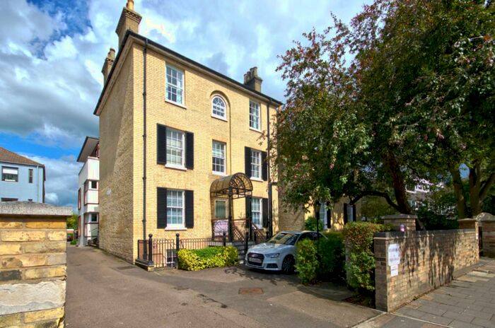 2 Bedroom Semi-Detached House To Rent In Felbrigge House, Hills Road, CB2