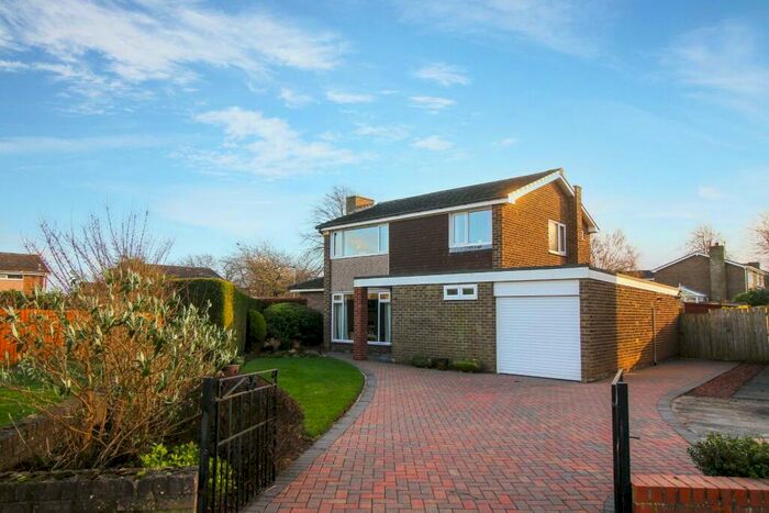 3 Bedroom Detached House For Sale In Simonside Close, Morpeth, NE61