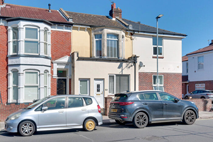 2 Bedroom Flat For Sale In Chichester Road, Portsmouth, PO2