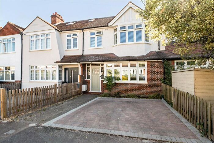 3 Bedroom Terraced House For Sale In Malvern Close, Surbiton, KT6