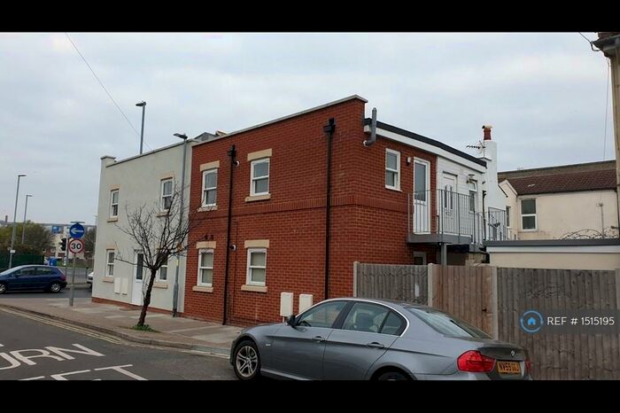 1 Bedroom Flat To Rent In Fratton Road, Portsmouth, PO1