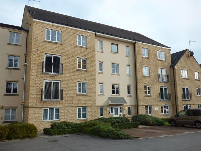 2 Bedroom Flat To Rent In Merchants Court, Leonard Street, Bingley, BD16