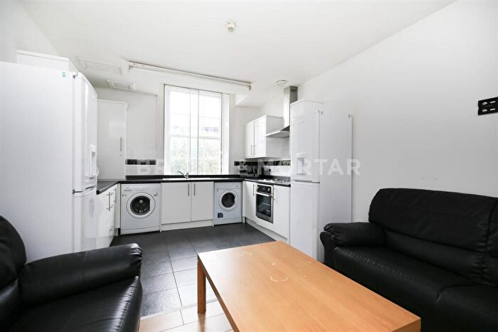 6 Bedroom Flat To Rent In (£pppw) Clayton Street, City Centre, NE1