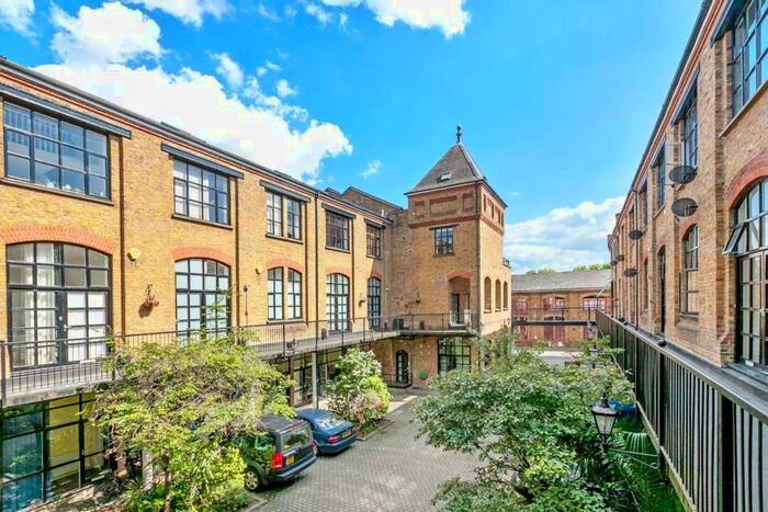 2 Bedroom Apartment To Rent In Independent Place, Dalston, E8