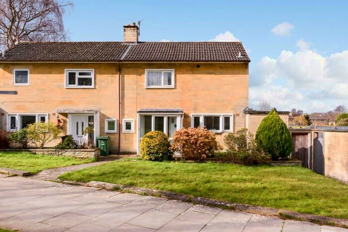 3 Bedroom Semi-Detached House To Rent In Willow Green, Bath, BA2